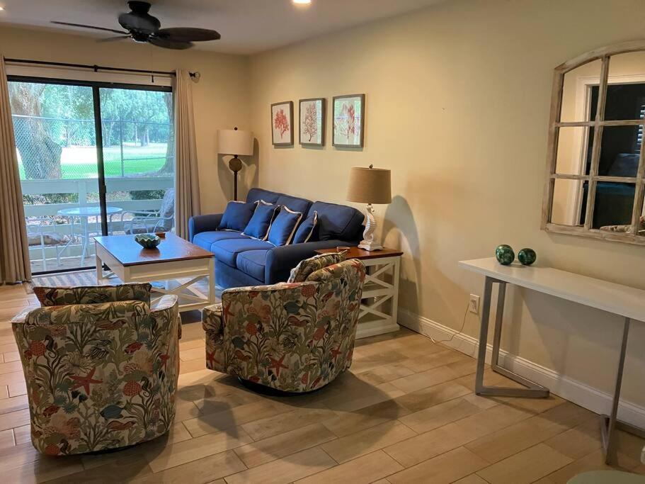 Cute 2 Bedroom, 2 Bath Condo At Folly Field Beach Hilton Head Island Eksteriør billede